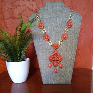 Stunning! Stella & Dot Statement Necklace 2-in-1 Pendant Coral Red on Gold Tone